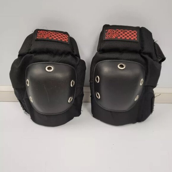 (68239-8) Bravo Sports Roller Blade Pads-Size M/L - Picture 8 of 12